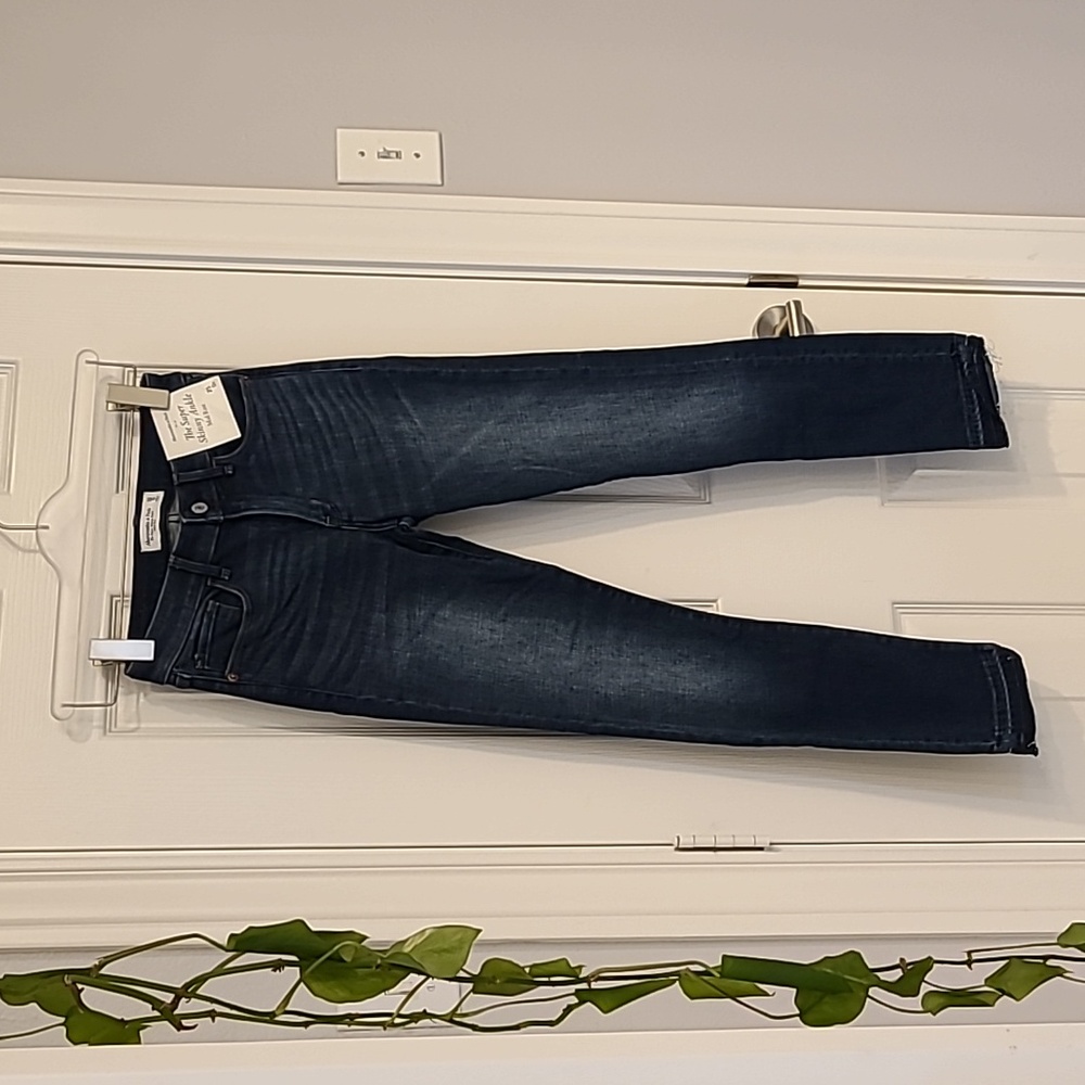 Abercrombie size 25 jeans